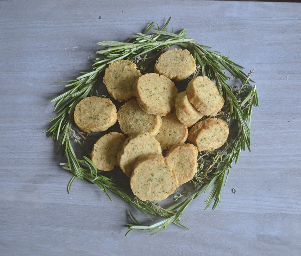 shortbread baking snack herbs parmesan thyme rosemary