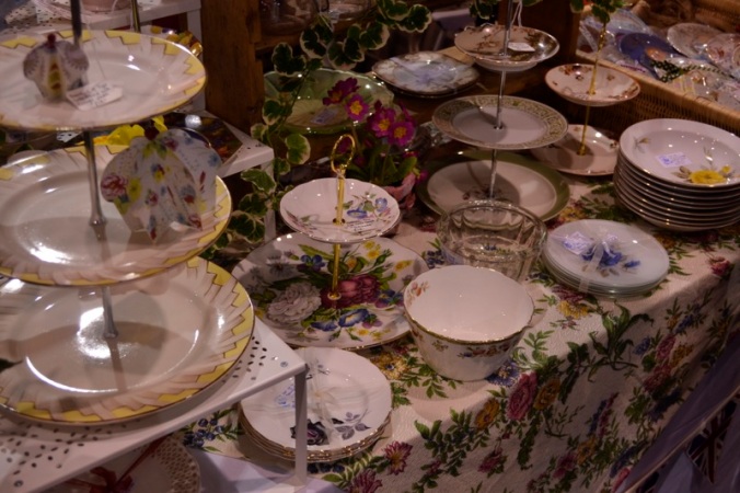 afternoon tea, tea cake, cake stands, porcelain plate, cake plates, plate tier, big cake show, exeter